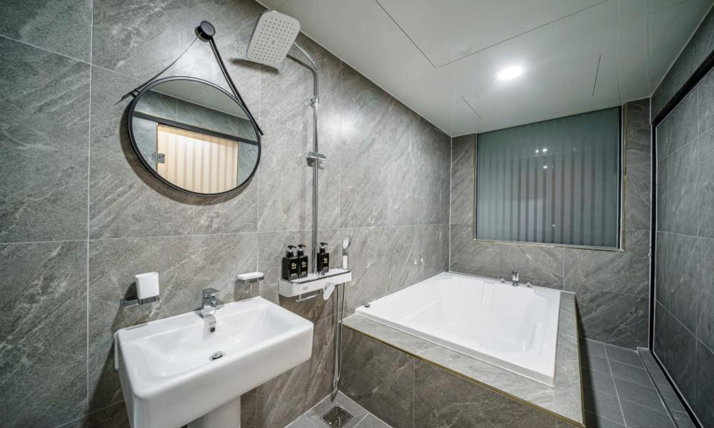 G7 Hotel Dongducheon Esterno foto
